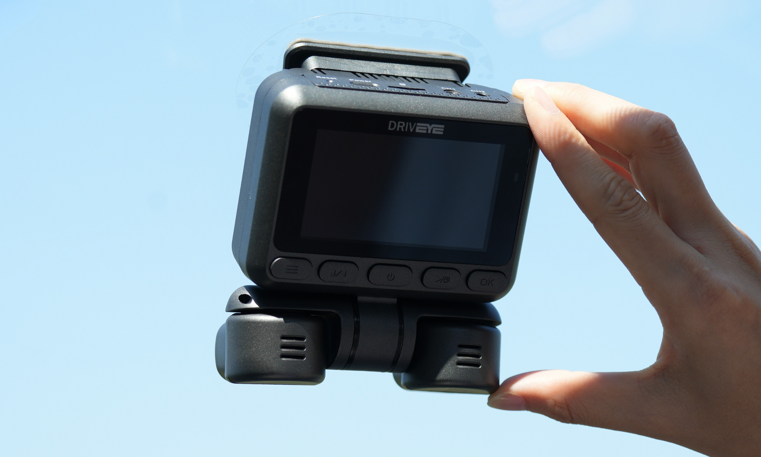 How to Quickly Install the DRIVEYE Dash Cam